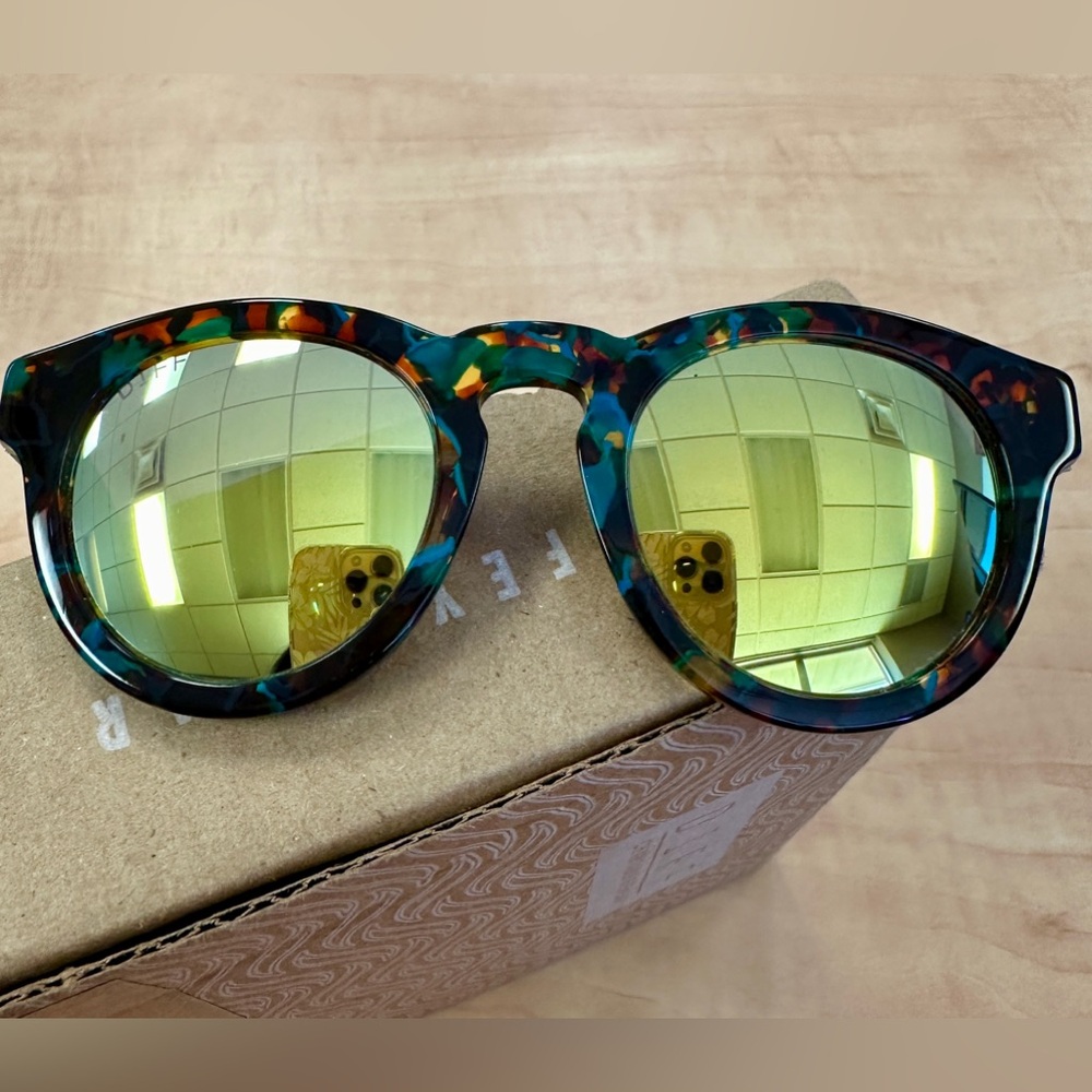 Diff Eyewear Dime II Sunglasses